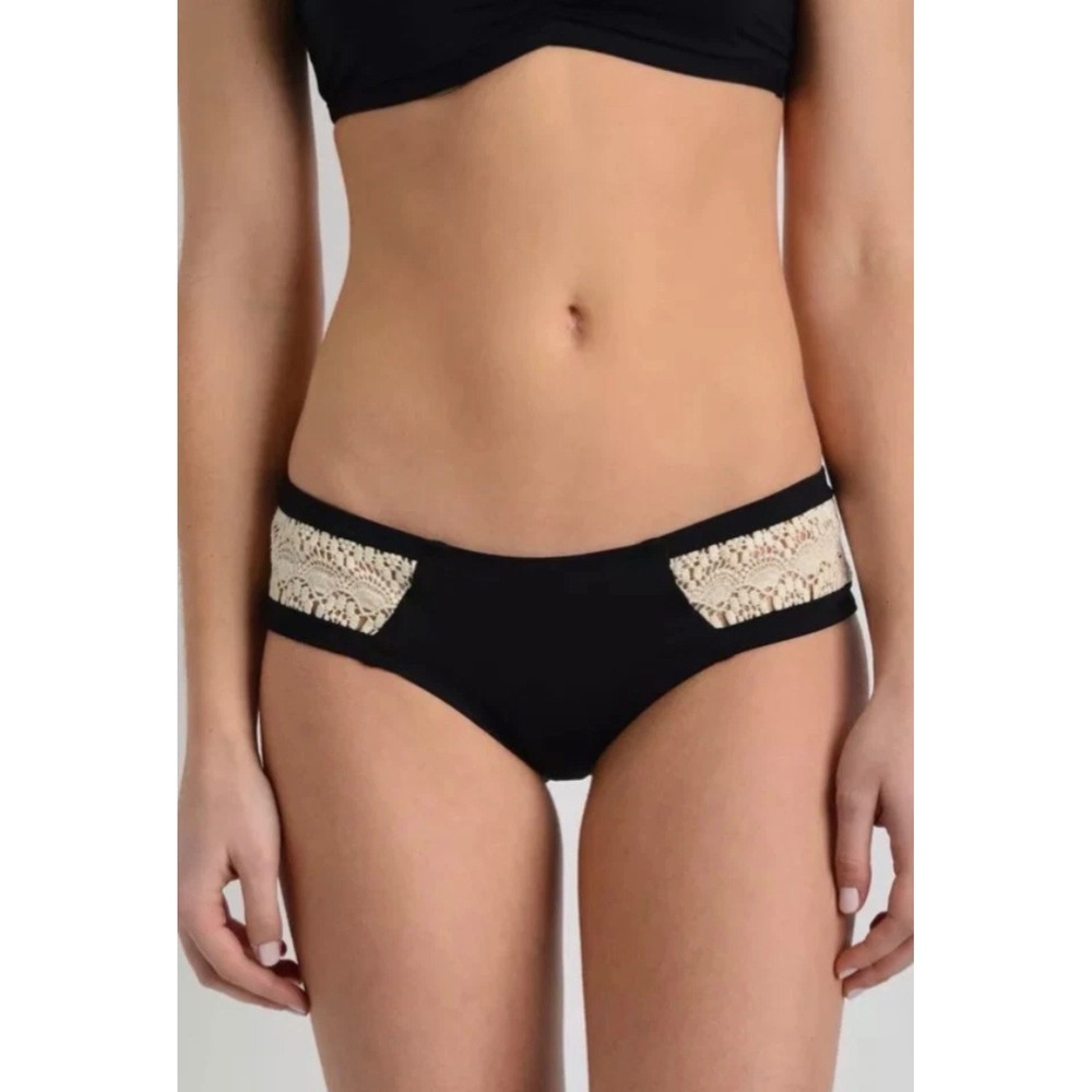 L*Space Monica Wise Black Crochet Racerback Bikini Set 2Piece Swimsuit MediumNWT - Picture 2 of 12